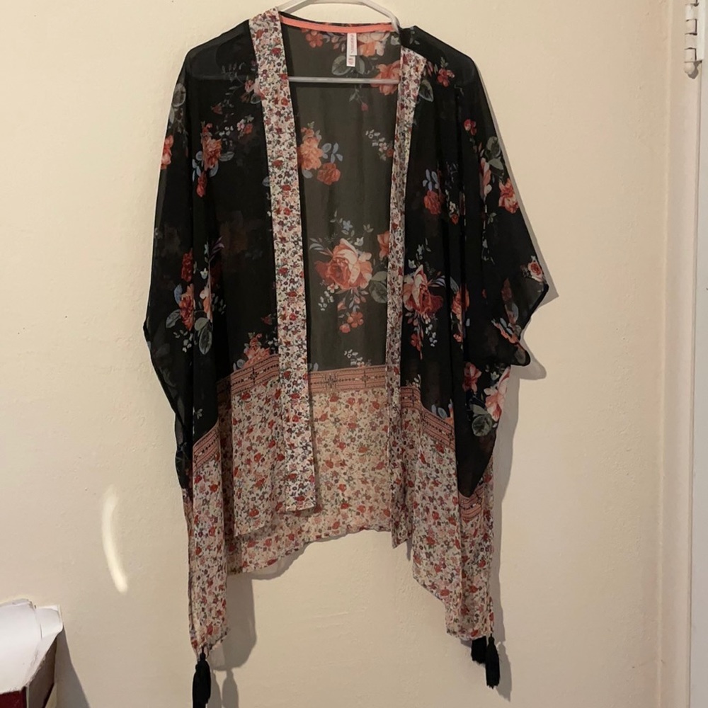 Shear Floral Cover